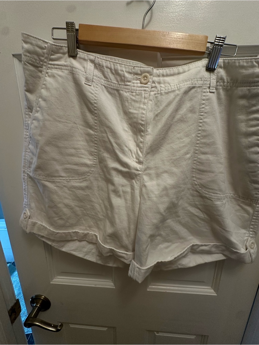 Talbots White Cotton Bermuda Shorts